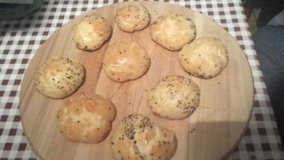 Brioches au sésame et au pavot