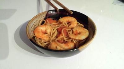 Nouilles sautées aux crevettes
