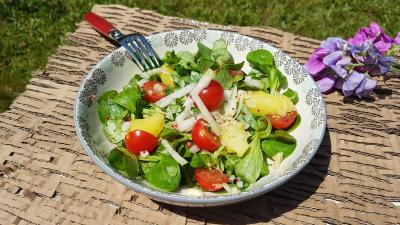 Salade pommes de terre et chou rave