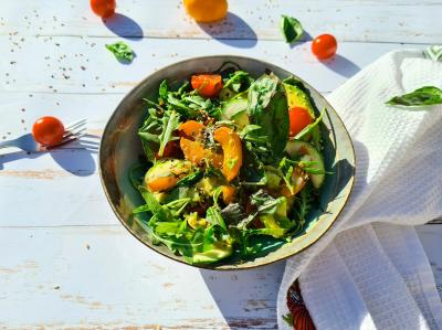 Salade roquette avocat abricot 1